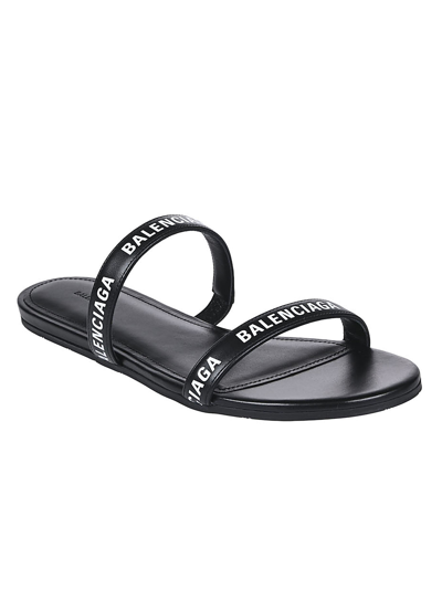 Shop Balenciaga Round Leather Flat Sandals In Black