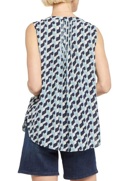 Shop Nydj Print Pleat Back Sleeveless Split Neck Blouse In Chino Geo