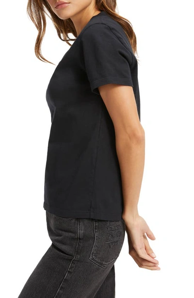 Shop Good American V-neck Girlfriend T-shirt In Black001