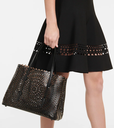 Shop Alaïa Le Mina 32 New Vienne Leather Tote Bag In Black