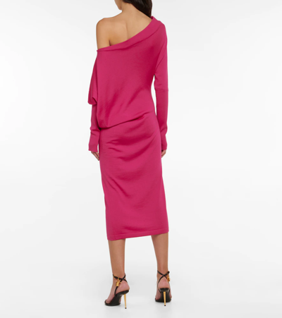 Shop Tom Ford Cashmere And Silk Off-shoulder Midi Dress In Raspberry