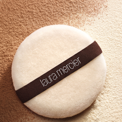 Laura Mercier Translucent Pressed Setting Powder In Translucent Medium Deep