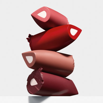 Clinique Dramatically Different Lipstick Shaping Lip Colour In 50 A Different Grape