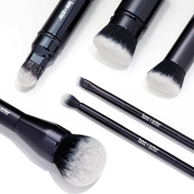 Lune+aster Kabuki Brush In Default Title