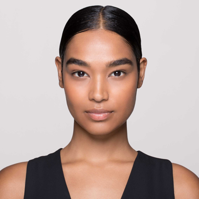 Nars Sheer Glow Foundation In Moorea Md2.3