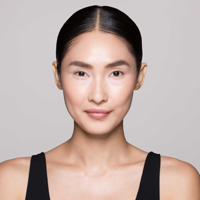 Nars Sheer Glow Foundation In Oslo L1