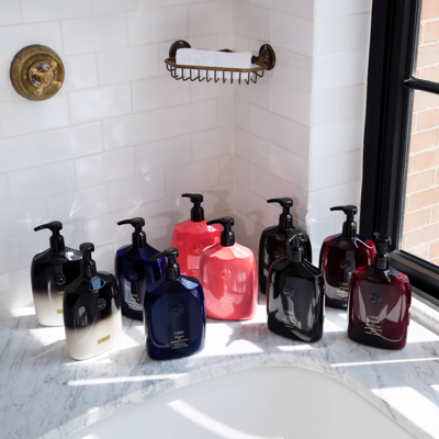 Oribe Signature Shampoo, 250ml - One Size In 8.5 oz