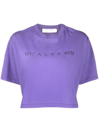 Shop Alyx Logo-print Cropped T-shirt In Violett