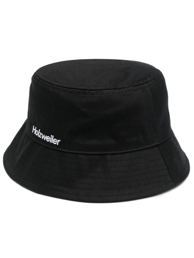 Shop Holzweiler Logo Embroidered Bucket Hat In Schwarz