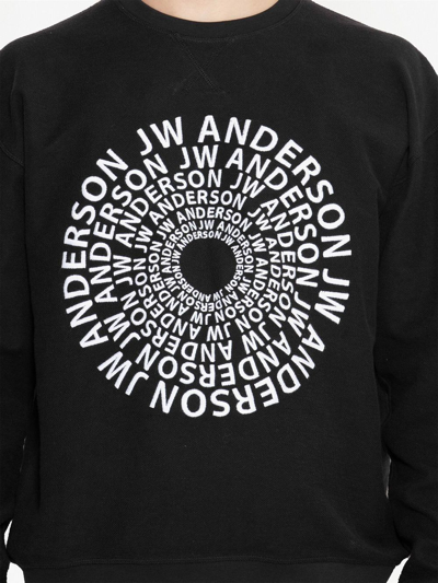 Shop Jw Anderson Swirl-logo Sweatshirt In Schwarz