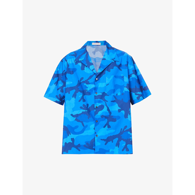 Shop Valentino Camouflage-print Relaxed-fit Cotton-poplin Shirt In Camou Blu Divisa