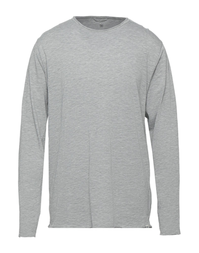Shop Dstrezzed T-shirts In Grey