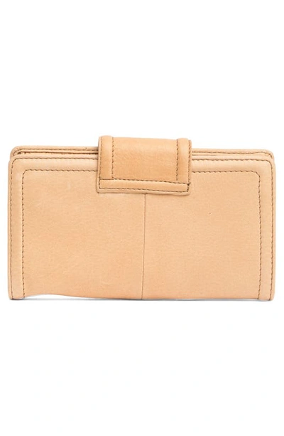 Shop American Leather Co. Lucas Slim Leather Wallet In Cashew