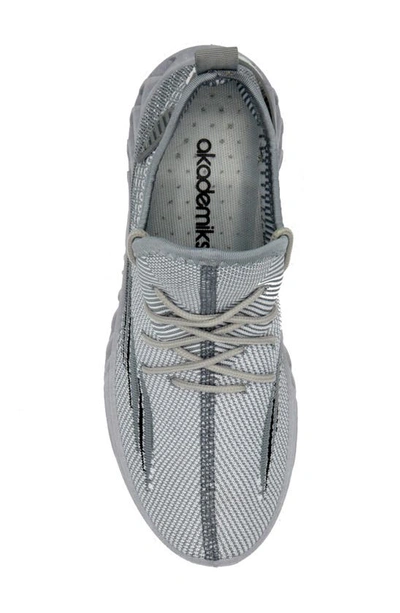 Akademiks Fit 3.0 Jogger Sneaker In Grey