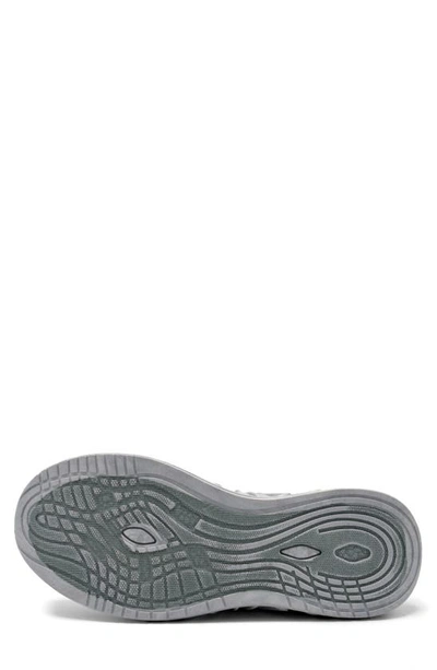 Akademiks Fit 3.0 Jogger Sneaker In Grey
