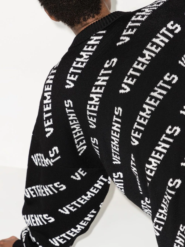 VETEMENTS logo-intarsia merino scarf - Black