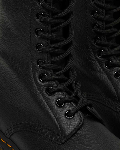 Dr. Martens 1460 Combat Boots In Schwarz