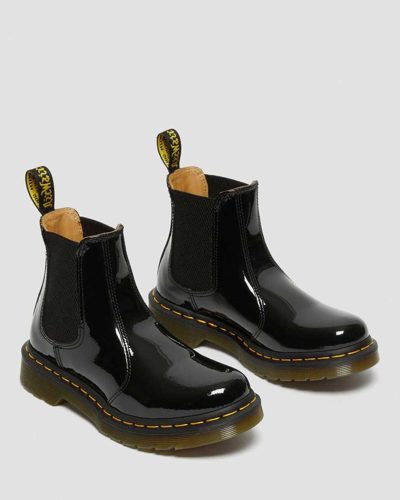 Shop Dr. Martens' 2976 Women's Patent Leather Chelsea Boots In Schwarz