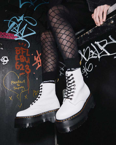 Shop Dr. Martens' Damen 1460 Pascal Max Plateaustiefel In Weiss