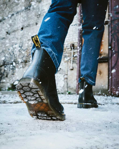 Dr. Martens' Dr.martens 1460 Nappa Lace-up Combat Boots In Schwarz