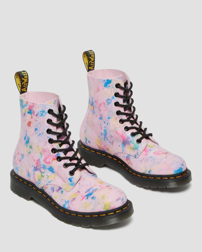 Shop Dr. Martens' Damen 1460 Pascal Regenbogen Wildlederstiefel In Rosa/bedruckt/mehrfarbig