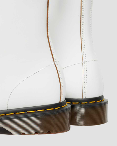 Dr. Martens Unisex 1460 Smooth 8 Eye Boots In White