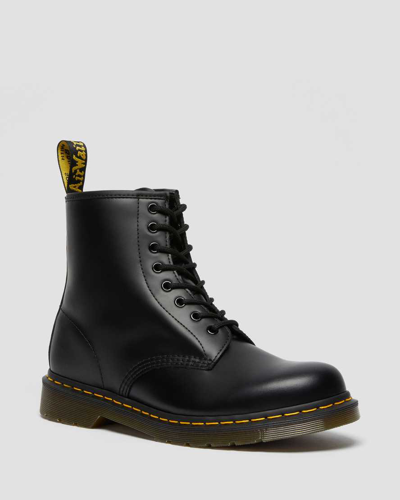 Shop Dr. Martens 1460 Smooth Leather Lace Up Boots In Schwarz