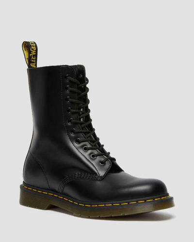 Shop Dr. Martens' 1490 Smooth Leather Mid Calf Boots In Schwarz