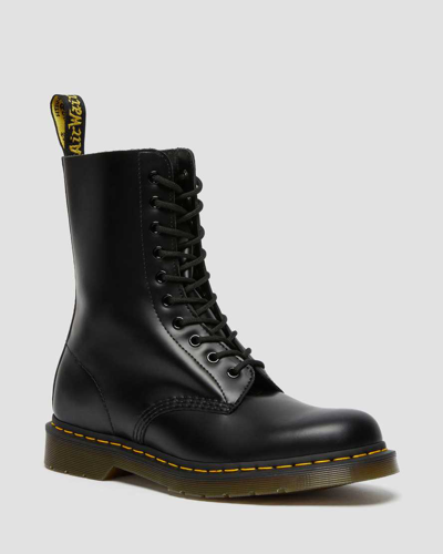 Dr. Martens 1460 Combat Boots In Schwarz