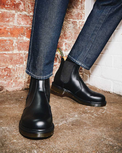 Shop Dr. Martens' 2976 Smooth Leather Chelsea Boots In Black
