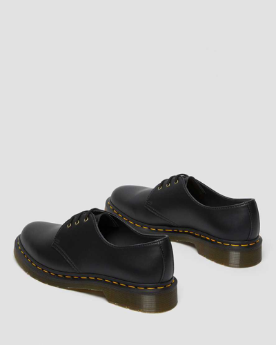 Dr. Martens' 1461 Slip Resistant Leather Oxford Shoes In Schwarz