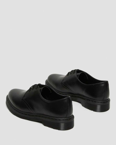 Shop Dr. Martens' 1461 Mono Smooth Leather Oxford Shoes In Schwarz