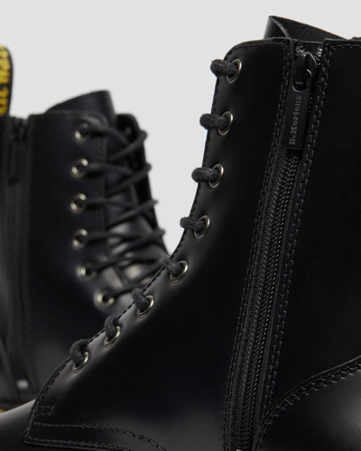 Shop Dr. Martens' Jadon Boot Smooth Leather Platforms In Schwarz