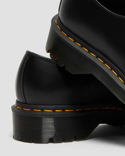 Dr. Martens' Dr. Martens Black Leather Oxford 1461 Lace-up Shoes In Schwarz