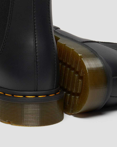 Dr. Martens' Vegan 2976 Felix Chelsea Boots In Schwarz