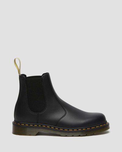Dr. Martens' Vegan 2976 Felix Chelsea Boots In Schwarz