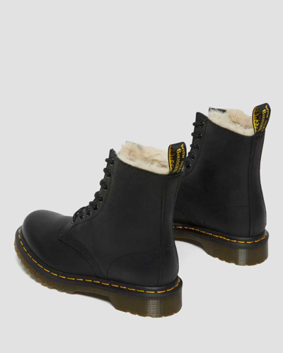Dr. Martens' 1460 Waterproof 8 Eye Boots In Schwarz