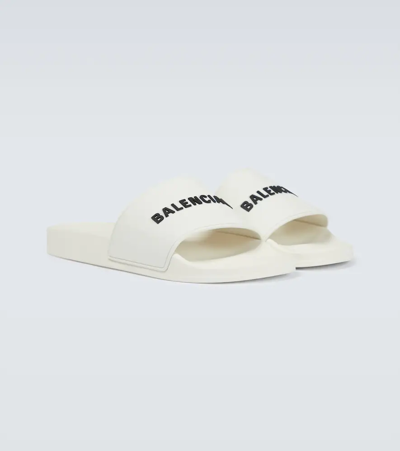 Shop Balenciaga Pool Logo Rubber Slides In Eggshell / Black