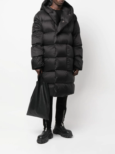 Rick Owens Wrap-front Hooded Quilted Down Coat In Schwarz