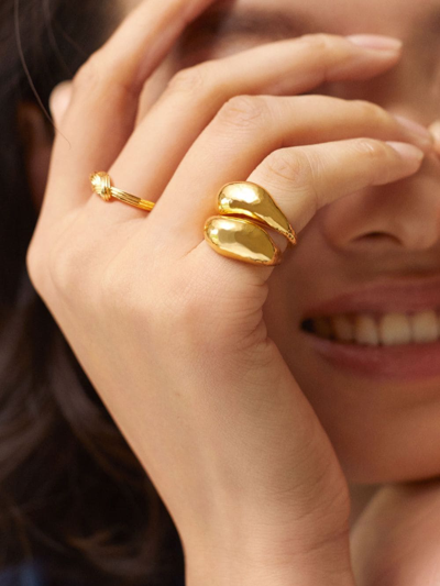 Shop Monica Vinader Groove-skinny-knot Ring In Gold