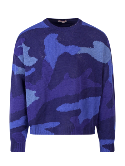 Shop Valentino Camouflage Motif Long-sleeved Jumper In Blue