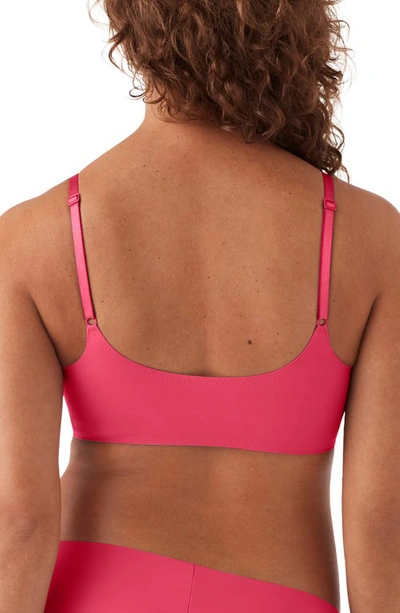 True & Co. True Body Scoop Neck Bralette In Raspberry
