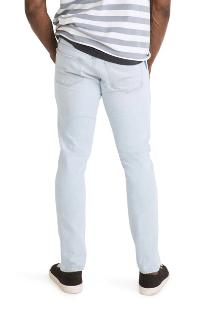 Madewell Athletic Slim Jeans In Benefield Wash