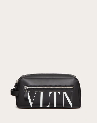 Shop Valentino Garavani Vltn Washbag In Black/white