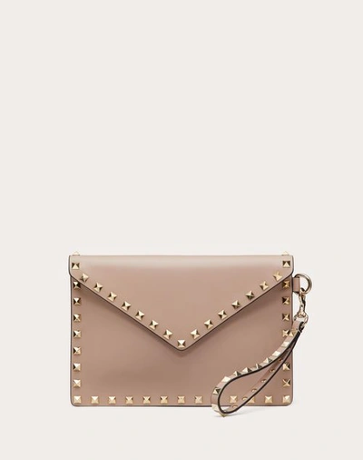 Valentino Garavani Rockstud Calfskin Pouch Woman Poudre Uni In Poudre