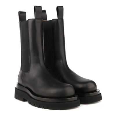 Shop Bottega Veneta Lug Boots Made Of Leather In Black