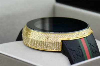 Pre-owned Gucci Mens Custom Yellow Full I- Digital Ya114207 White Diamond Watch 2.5ct. In H - I