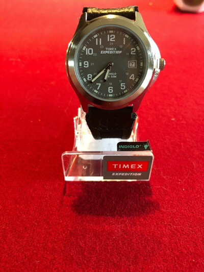 Pre-owned Timex Men's T40091 Expedition Metal Field 39mm Black/brown Leather Strap Indiglo In Black White