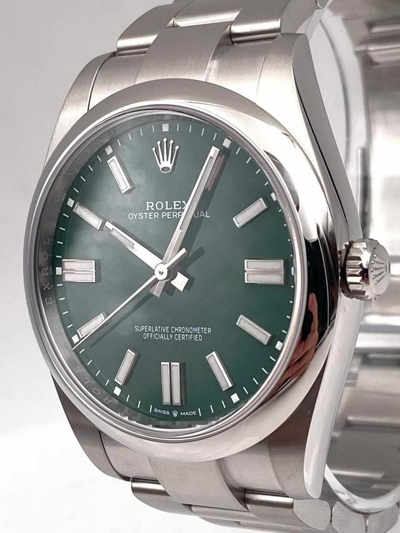 Pre-owned Rolex Oyster Perpetual 41mm Green Dial 124300 Unworn 2021