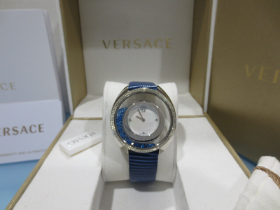 Pre-owned Versace Women's Vqo030015 Destiny Precious Diamonds Leather Wristwatch